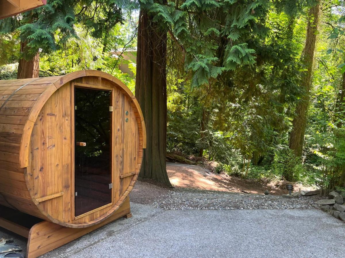 Serene Oasis Getaway With Sauna And A Swim Spa. بورتلاند المظهر الخارجي الصورة